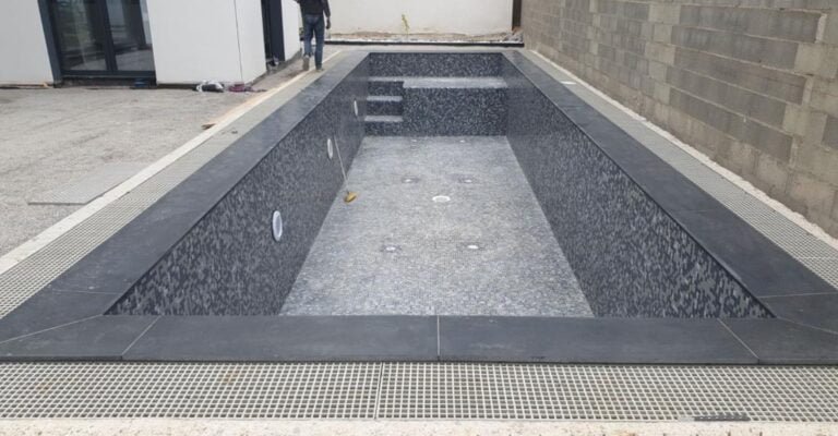 Chantier Piscine Hérault — construction béton, vue 5