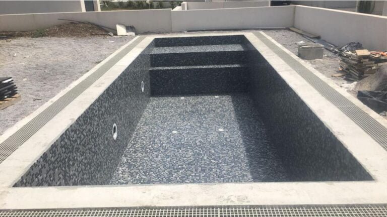 Chantier Piscine Hérault — construction béton, vue 10