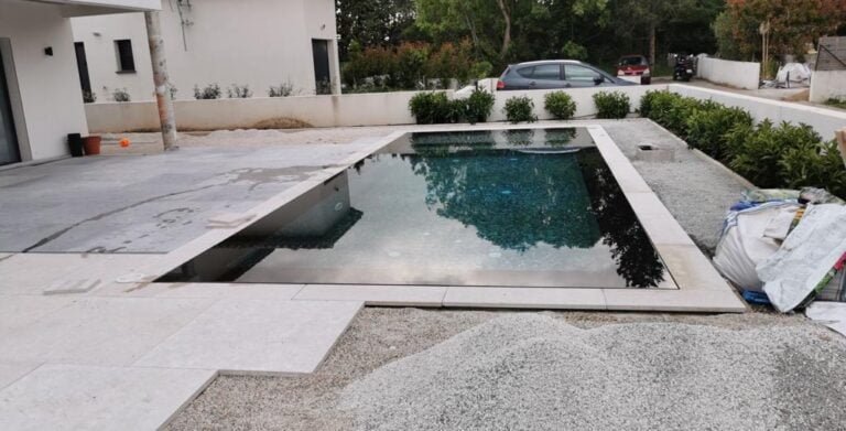 Chantier Piscine Hérault — construction béton, vue 11