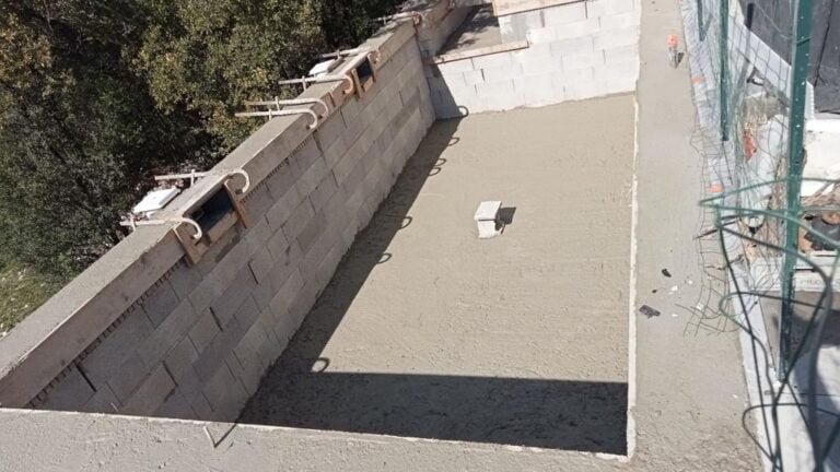 Chantier Piscine Hérault — construction béton, vue 29