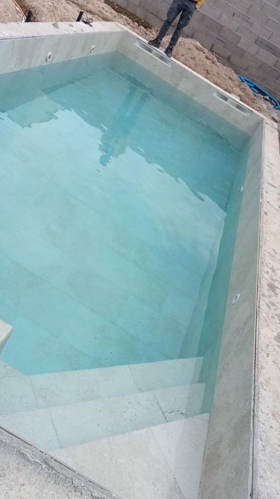 Chantier Piscine Hérault — construction béton, vue 48